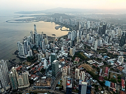 JEOPOL�T�K R�SKLER YATIRIM ROTASINI DE���T�R�YOR